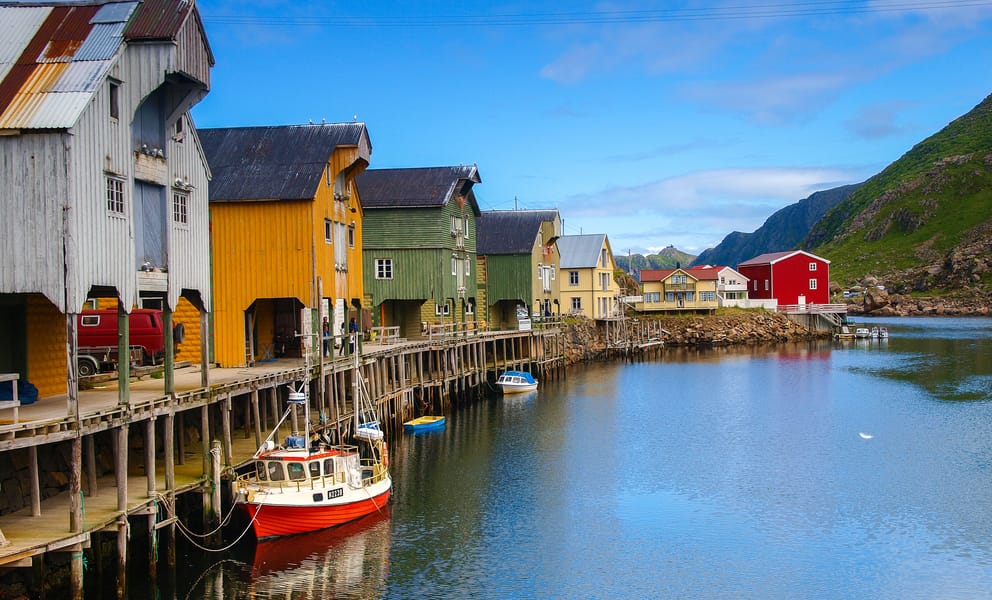 Cheap flights from Athens, Greece to Bergen, Norway