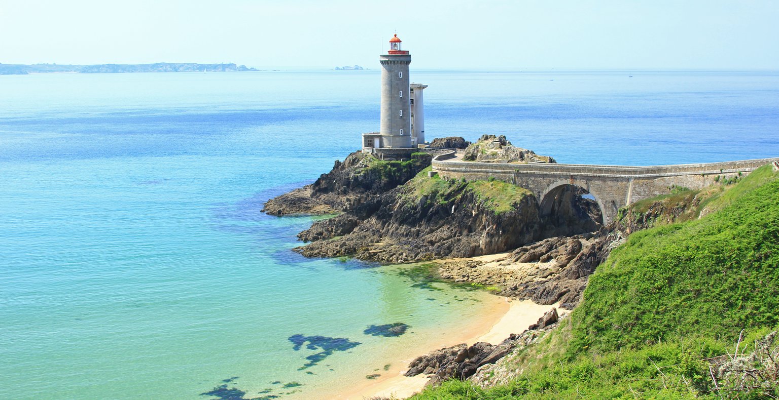 Voos baratos de Faro para Brest a partir de 83 €