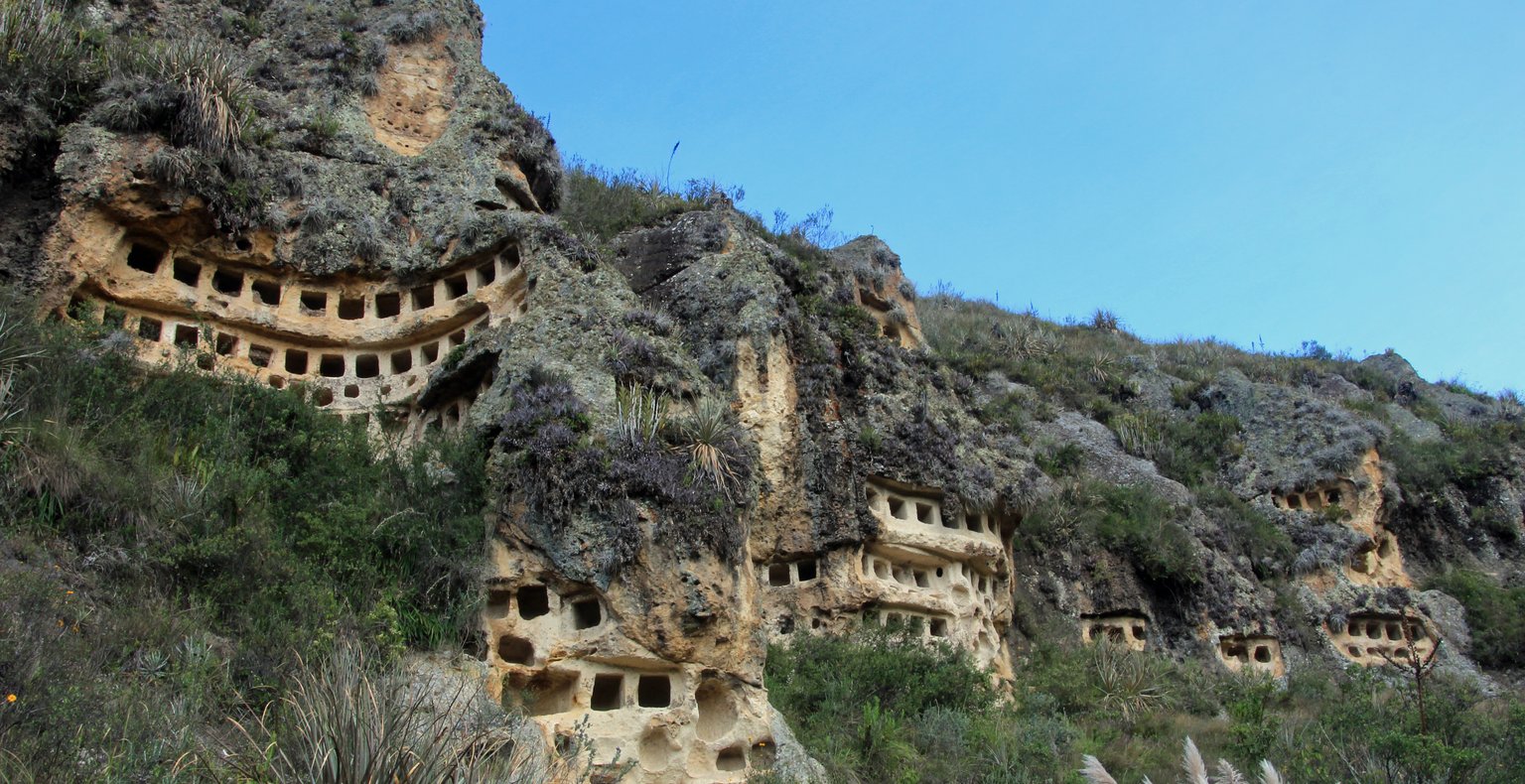 Vuelos baratos de Apartadó a Cajamarca a partir de 274 €