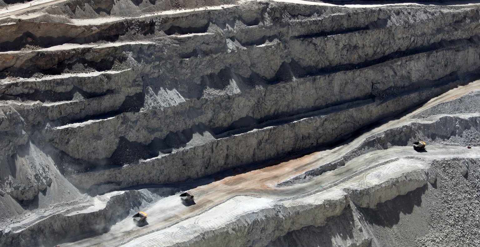 Cheap flights from Punta Arenas to Calama from £111