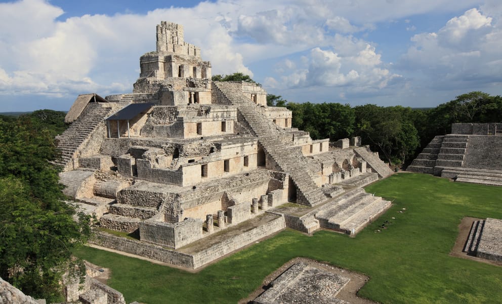 Cheap flights from León, Mexico to Campeche, Mexico