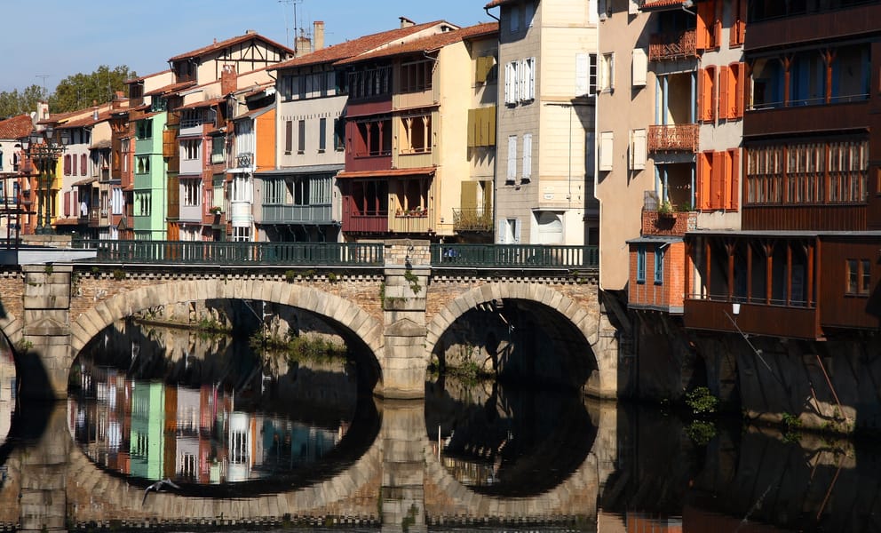 Günstige Mietwagen in Castres, Frankreich