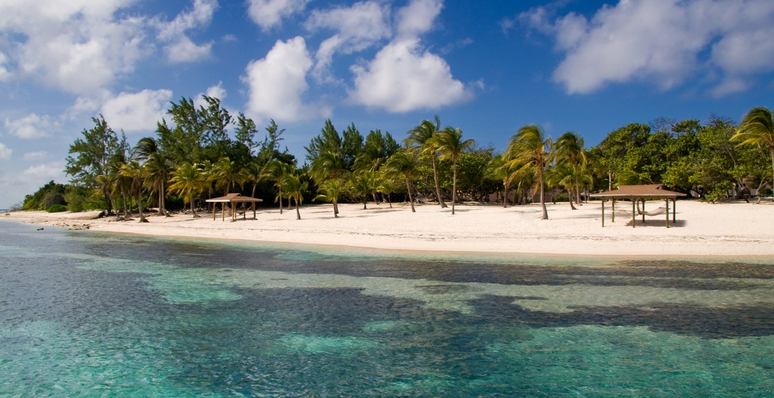 Voos baratos to Cayman Brac, Ilhas Caimão
