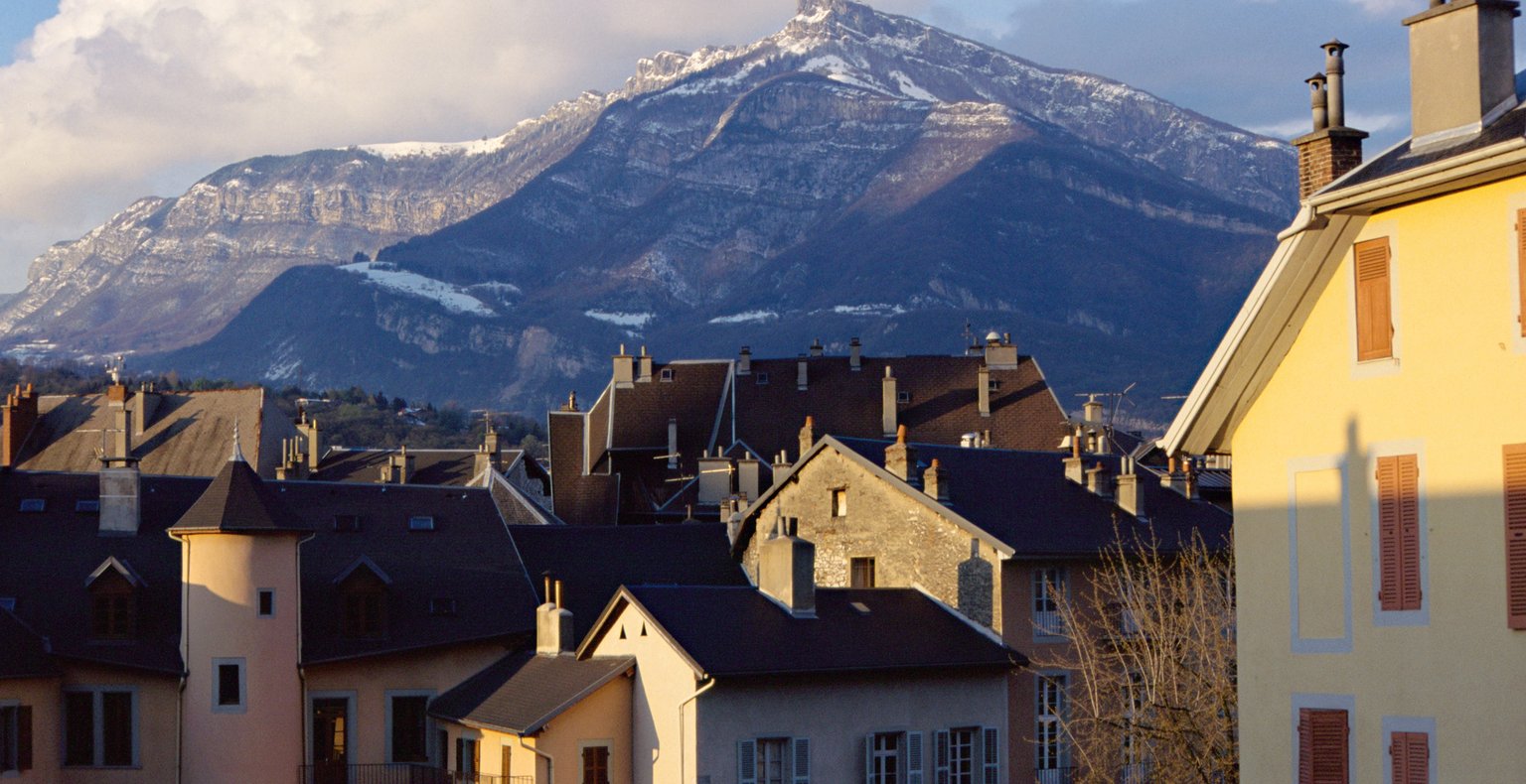 Find cheap flights to Chambéry