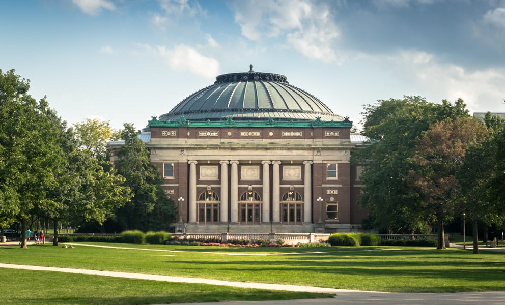 Cheap car rentals in Champaign, United States