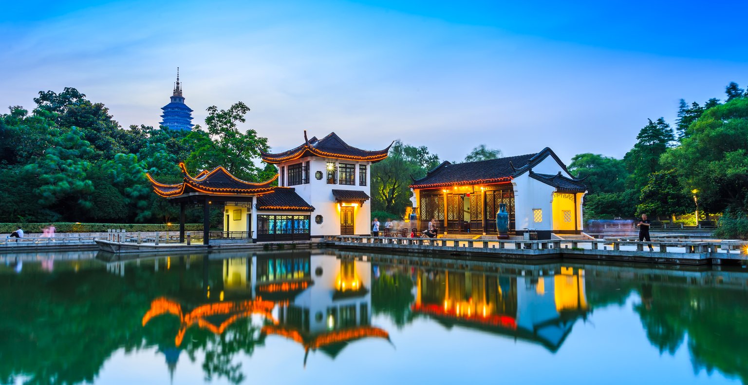 Cheap flights from Xi’an to Changzhou from $149