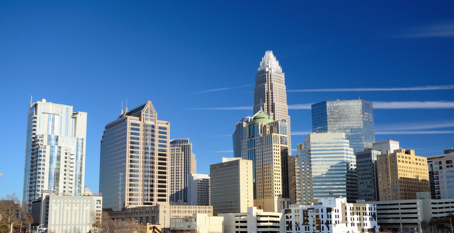 Cheap flights from Valencia to Charlotte from $415