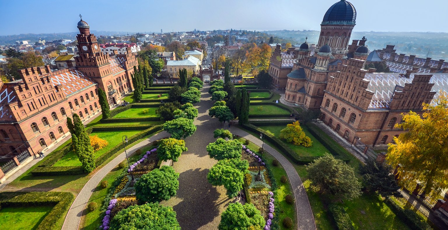 Finn billige flyreiser til Chernivtsi