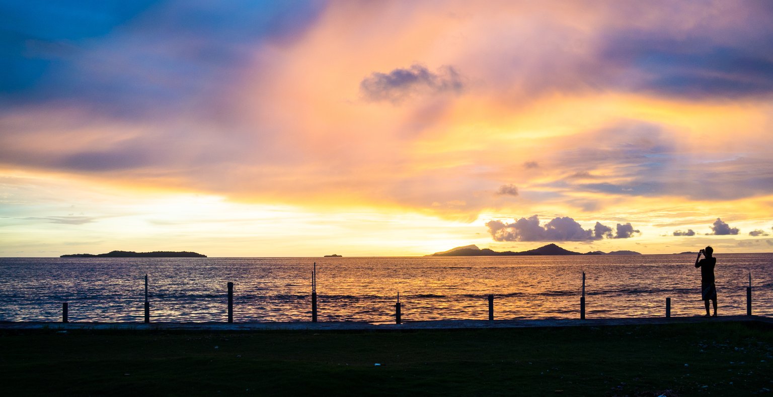 חיפוש טיסות זולות to Chuuk State