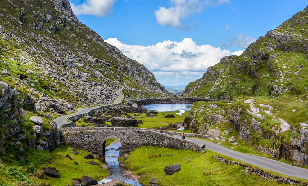 Cheap flights from Paris, France to County Kerry, Ireland