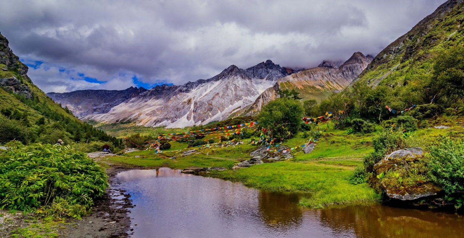 טיסות to Daocheng County סין