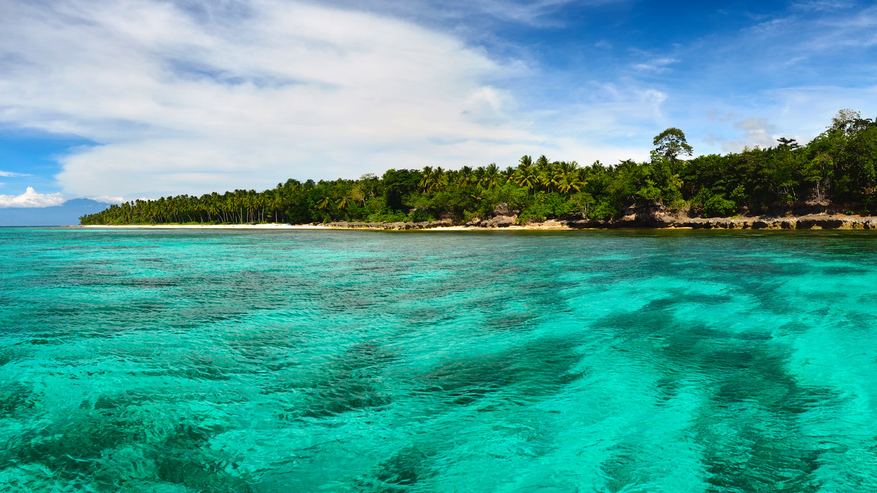 Cheap flights from Singapore to Davao from £116
