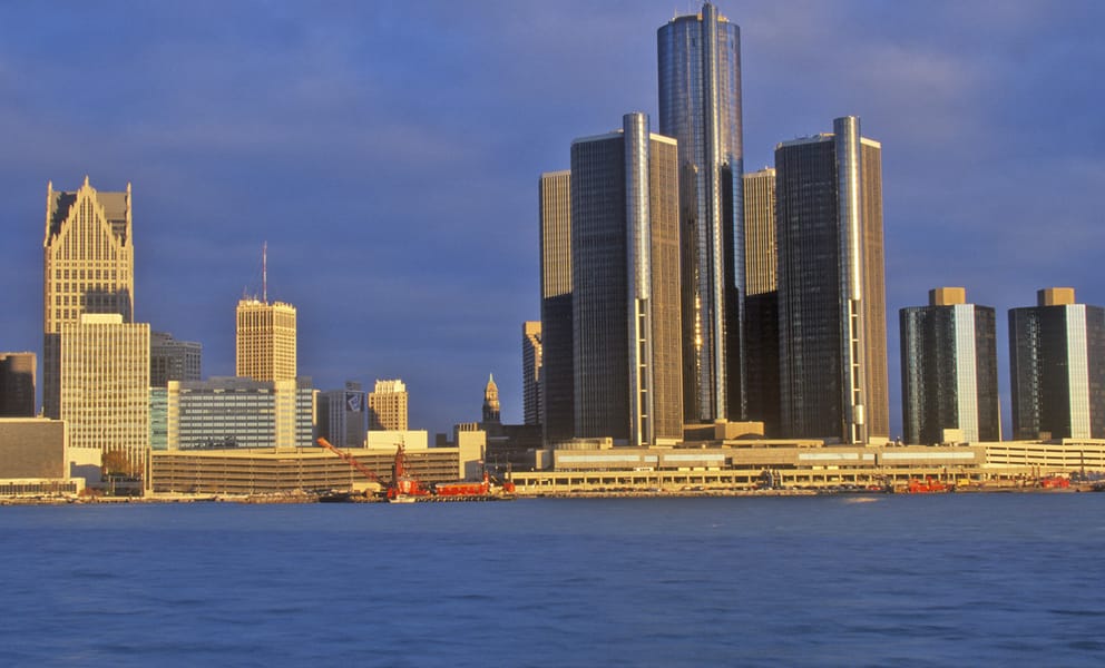 Cheap flights from Manchester to Detroit, MI