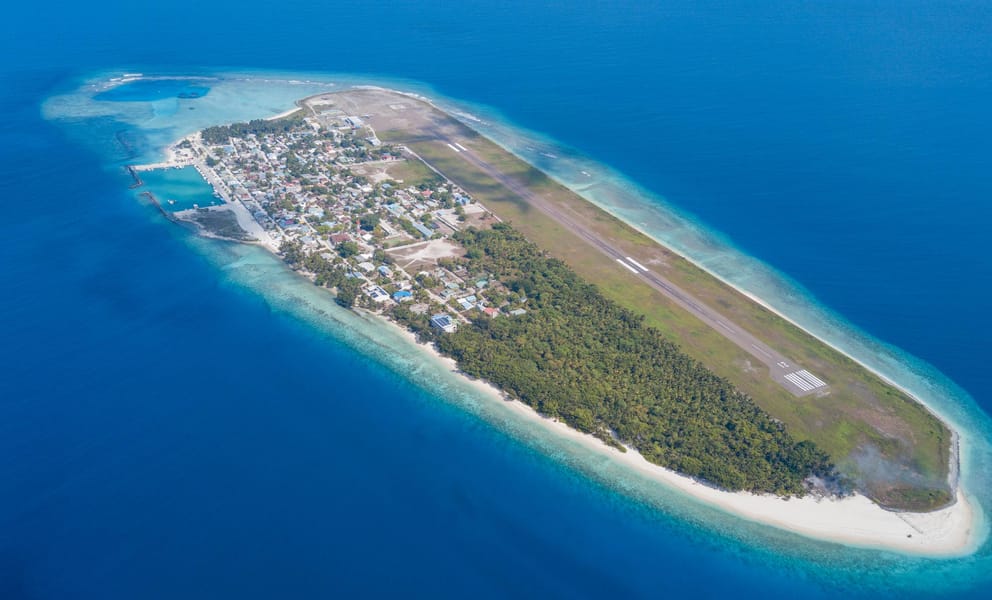 Cheap car rentals in Dharavandhoo, Maldives