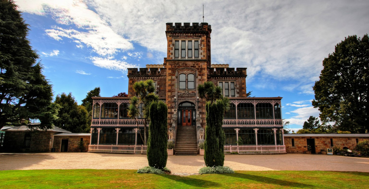 Cheap flights from Brisbane to Dunedin from £193