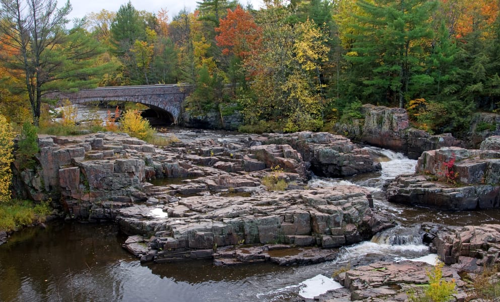 Cheap car rentals in Eau Claire, United States