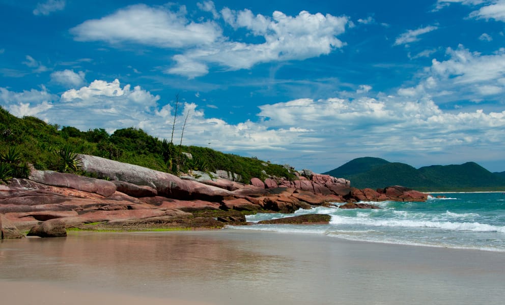 Cheap flights from Cuiabá to Florianópolis