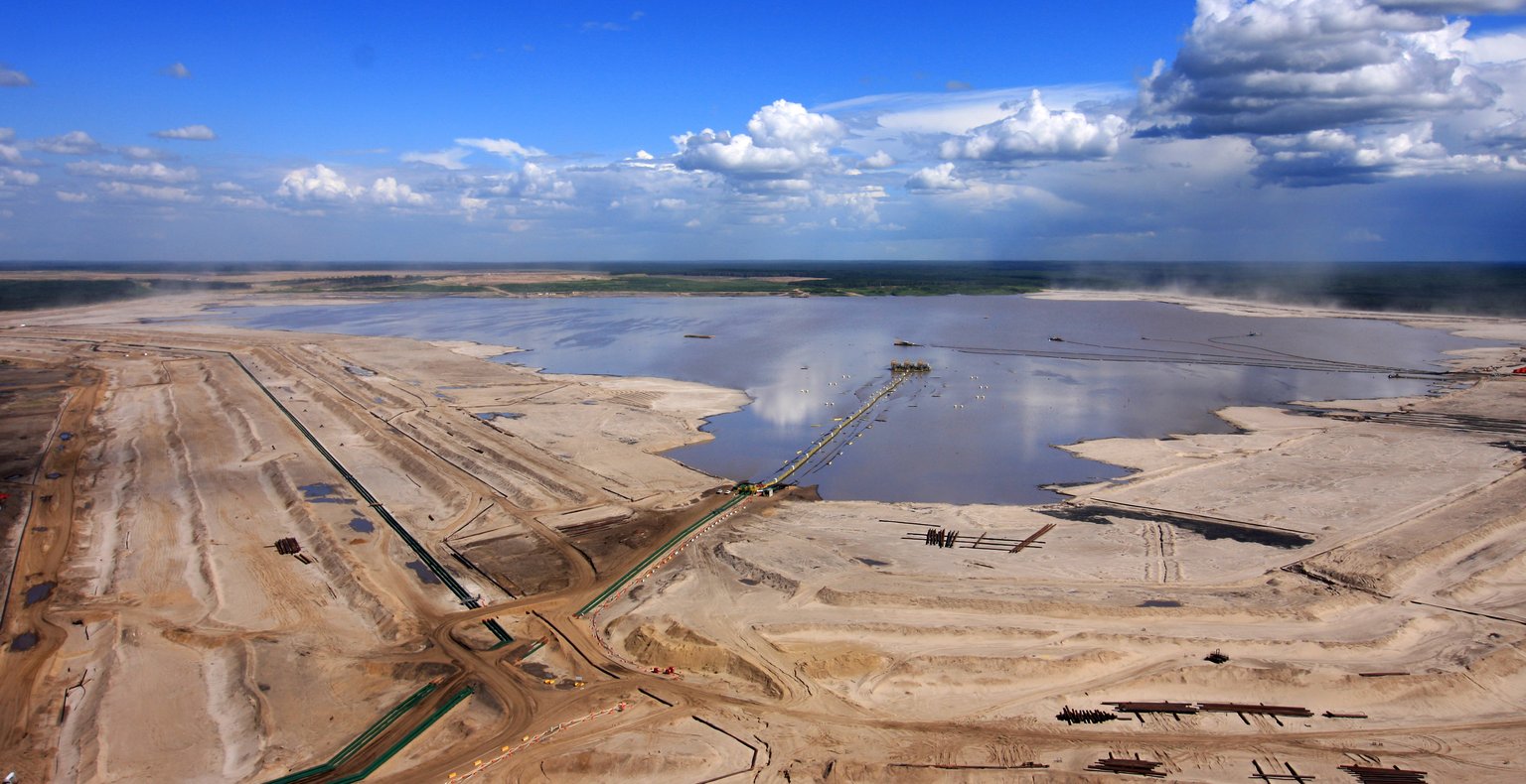 Vuelos baratos de Madrid a Fort McMurray a partir de 360 €