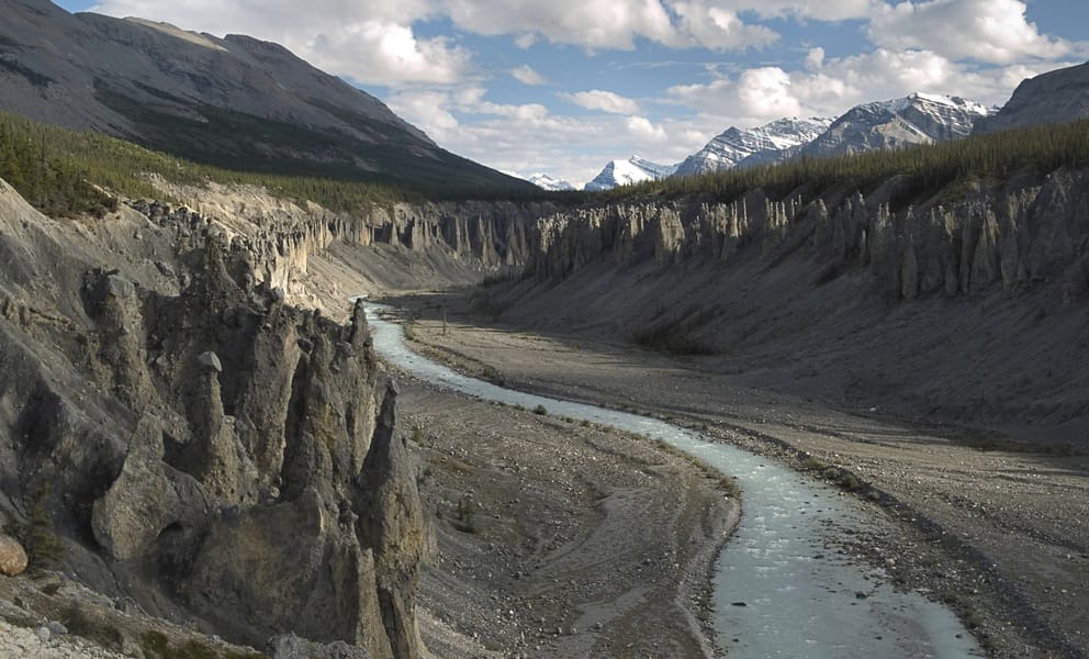 Cheap car rentals in Fort Nelson, Canada