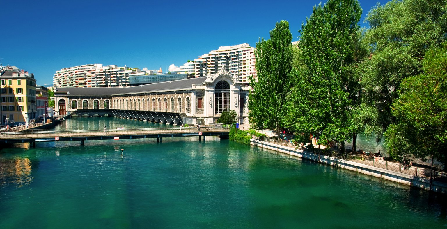 Vols pas chers depuis Nantes vers Genève à partir de 49 €