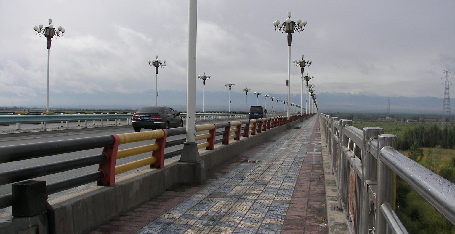 Finn billige flyreiser to Ghulja