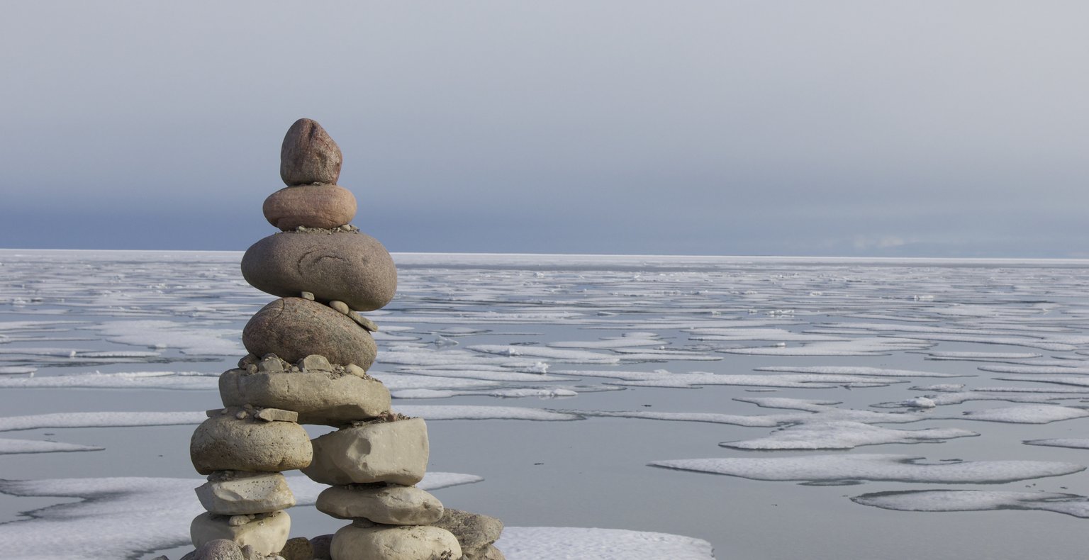 Find cheap flights to Gjoa Haven