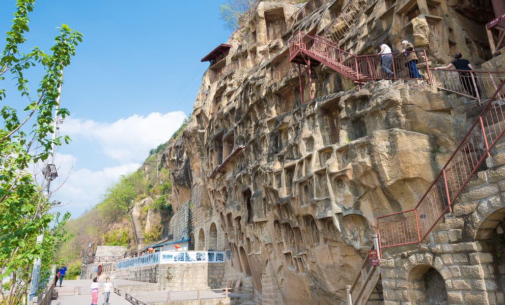 Noleggio auto economico a Guangyuan, Cina