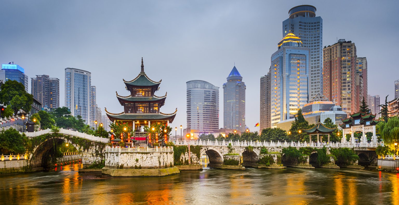 由从乌鲁木齐前往到贵阳的低价航班仅需 ¥1,929 起