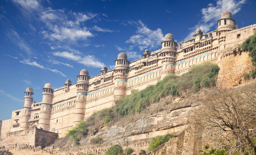 Cheap flights from Chicago, IL to Gwalior, India