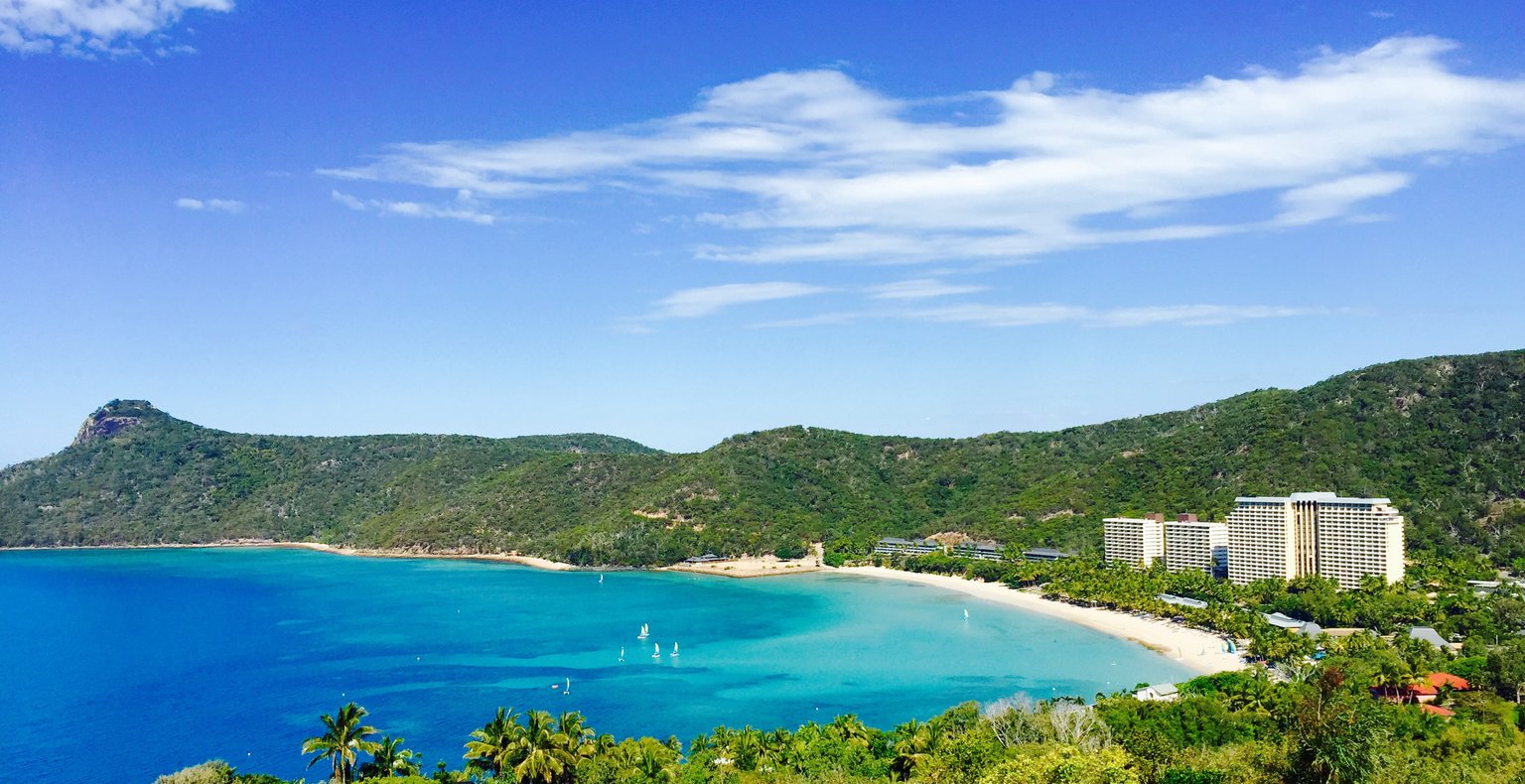 Cheap flights from Cairns to Hamilton Island from $230