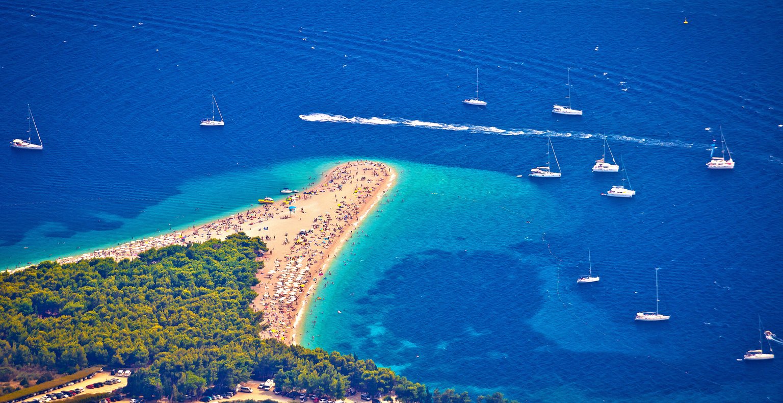 Cheap flights from Cairns to Horn Island from £131