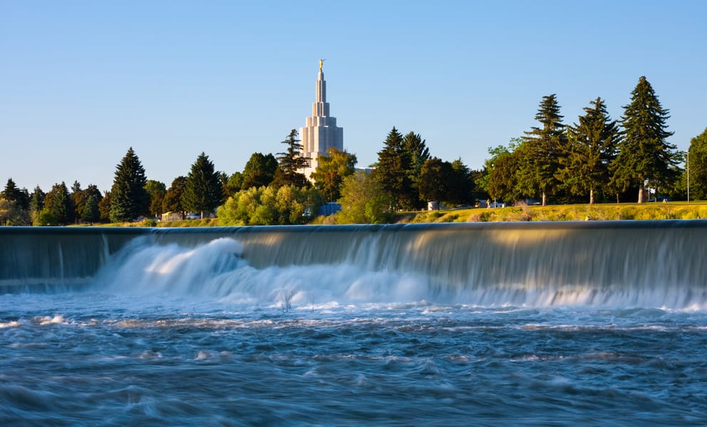 Cheap car rentals in Idaho Falls, United States