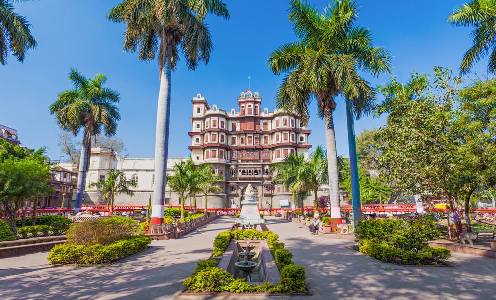 Cheap car rentals in Indore, India