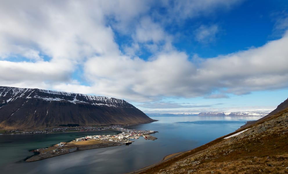 Vuelos baratos de Reikiavik, Islandia a Ísafjörður, Islandia