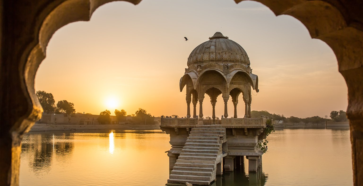Günstige Flüge von Neu-Delhi nach Jaisalmer ab 57 €