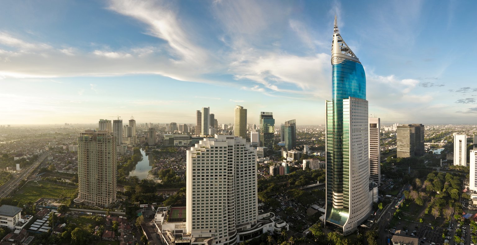 Billiga flyg from Praya, Lombok till Jakarta från 688 kr