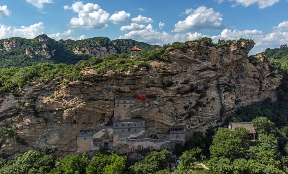 Cheap car rentals in Jinzhou, China