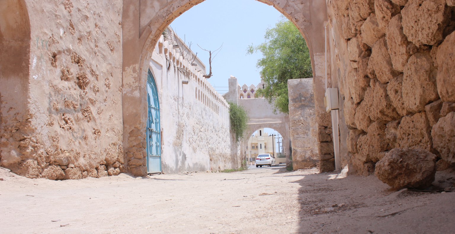 Cheap flights from Cape Town to Jizan from £445