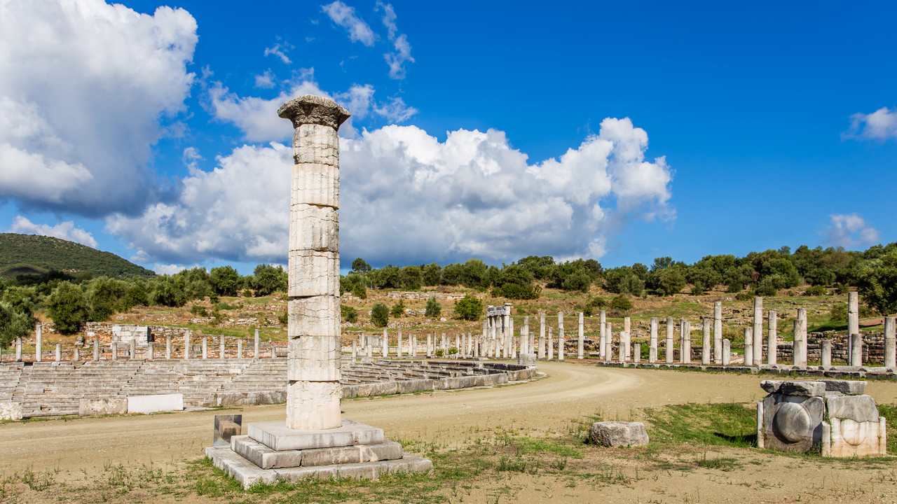 Cheap flights from Thessaloniki to Kalamata from £86