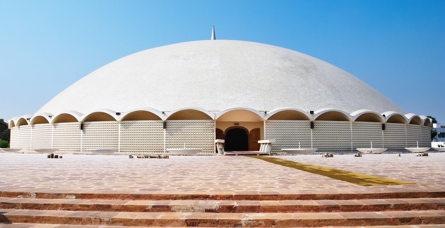 Cheap flights from Peshawar to Karachi from £70