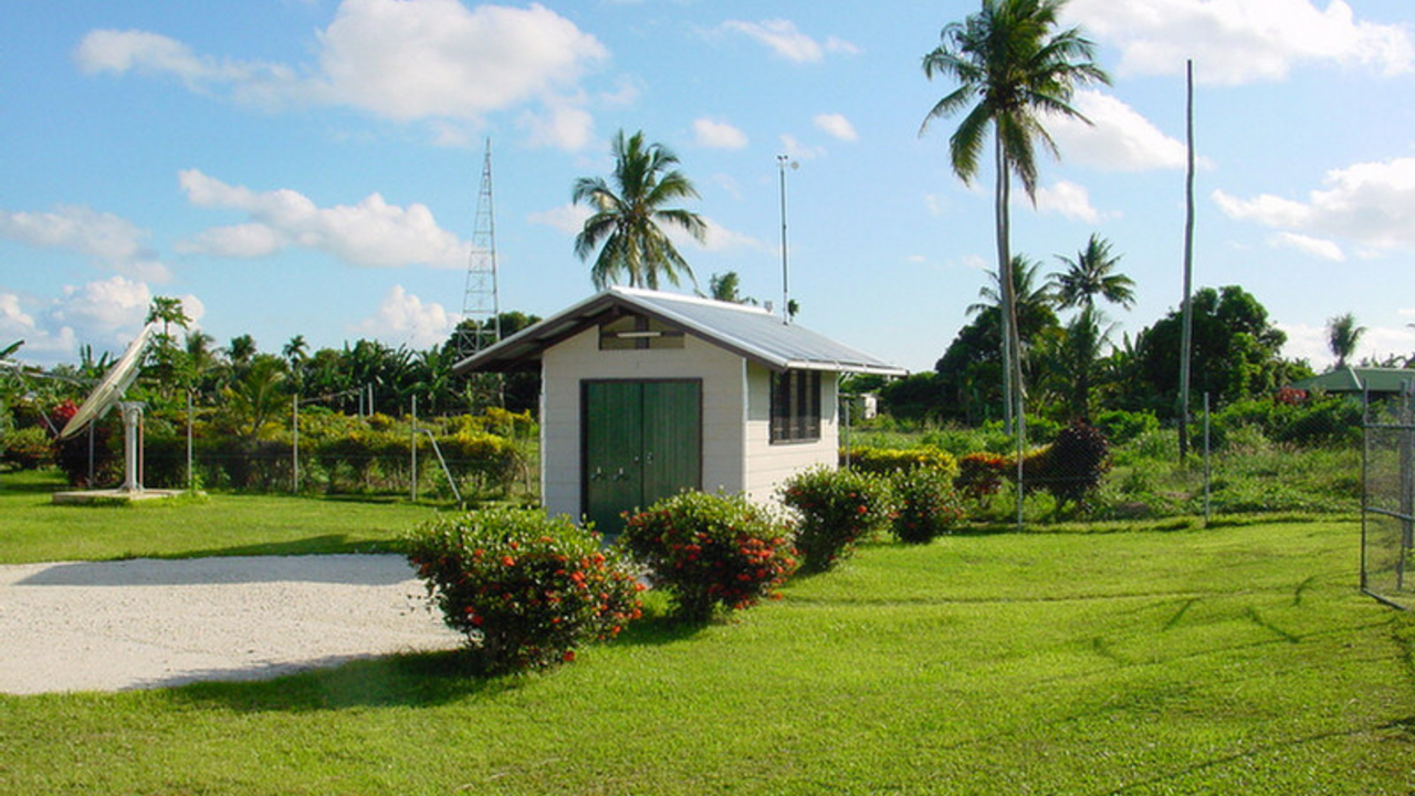 飞往巴布亚新几内亚卡维恩的航班