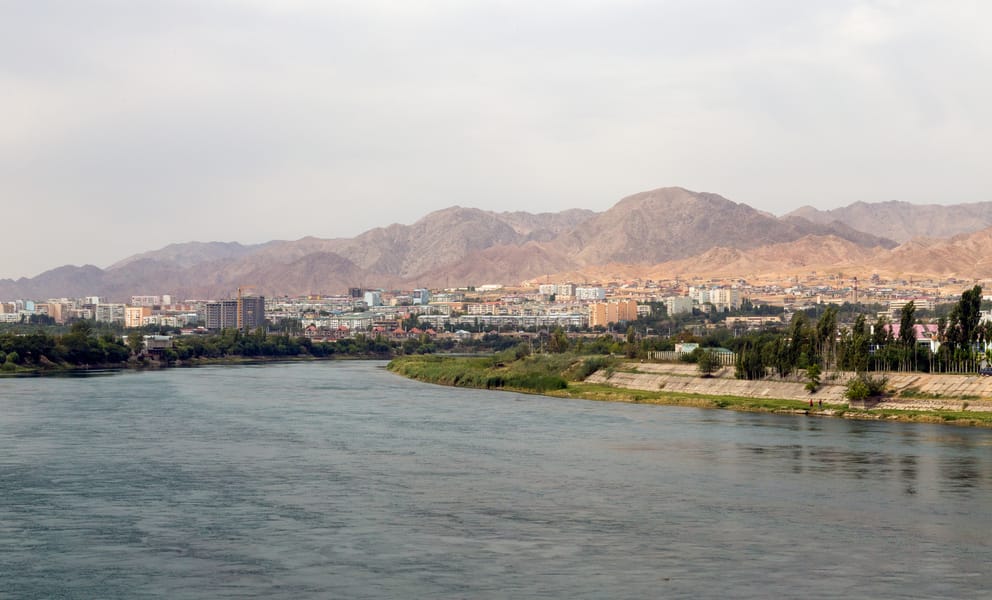 Günstige Mietwagen in Khujand, Tadschikistan