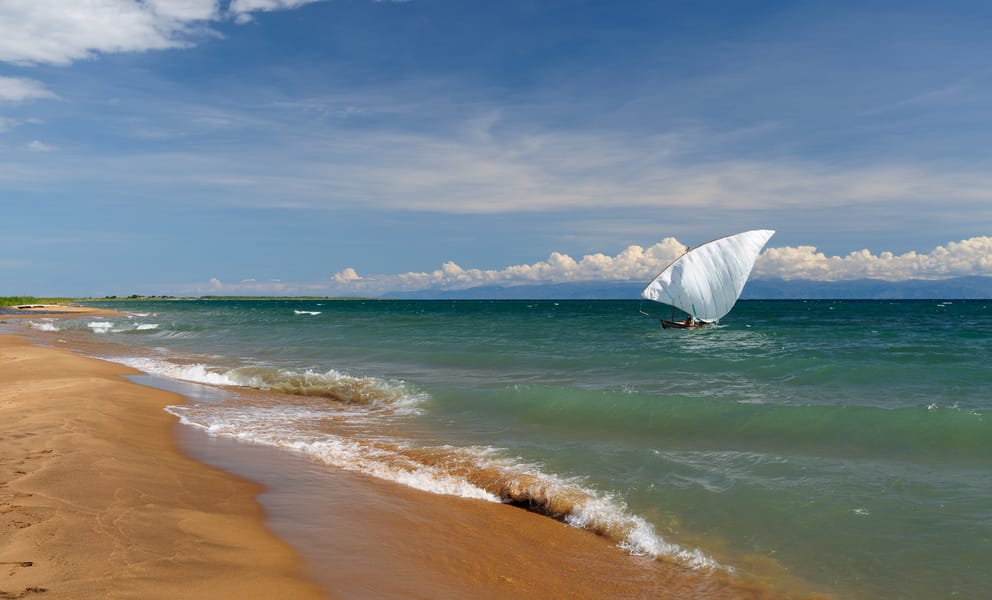 Location de voiture pas chère à Kigoma, Tanzanie