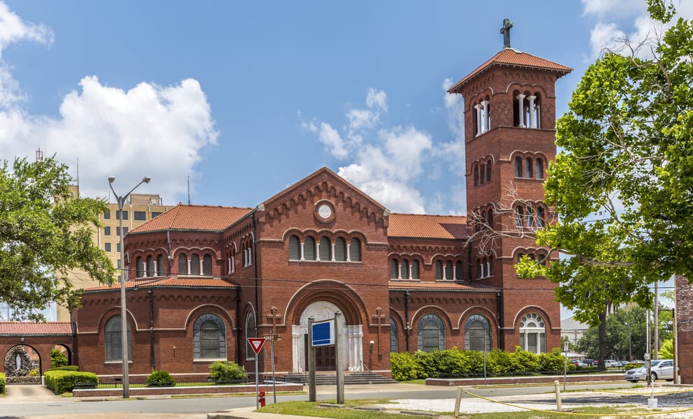 Cheap car rentals in Lake Charles, United States