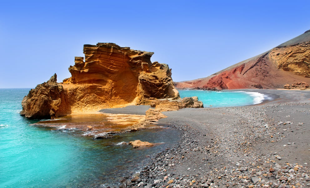 Cheap flights from Athens to Lanzarote