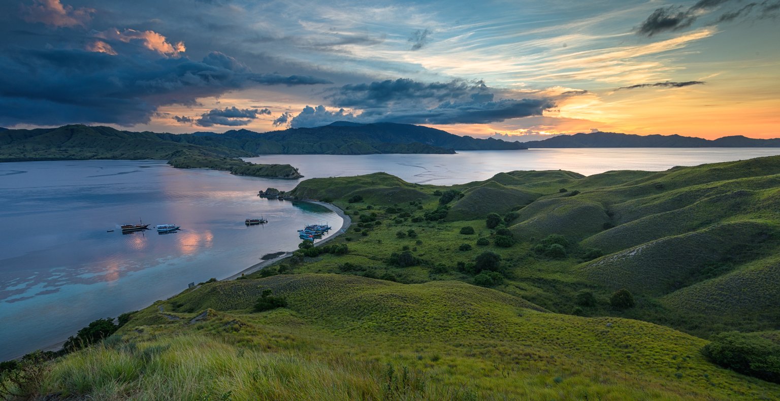 Cheap flights from Singapore to Lawas from £96