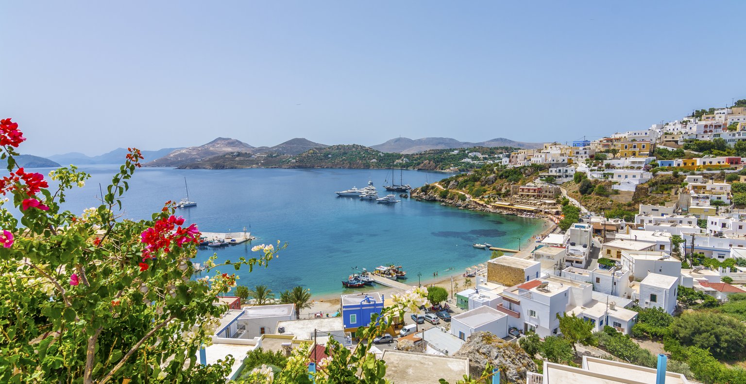 Etsi halpoja lentoja to Leros