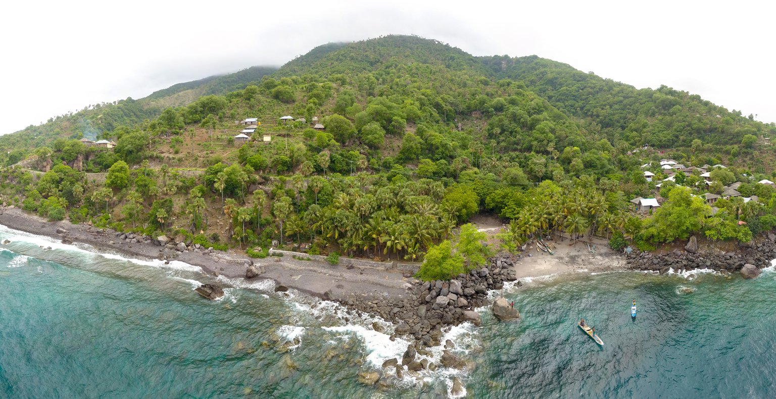 Находите дешевые авиабилеты to Lewoleba