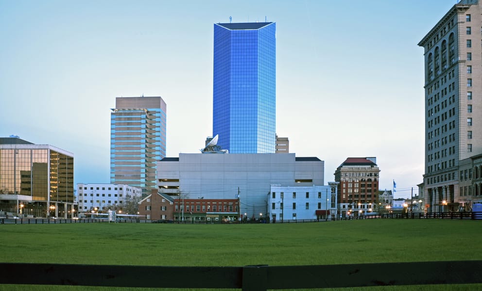 Cheap car rentals in Lexington, United States