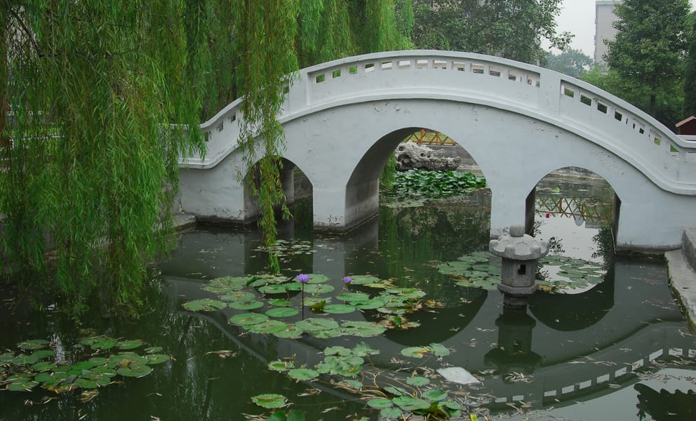 Günstige Mietwagen in Linyi, China